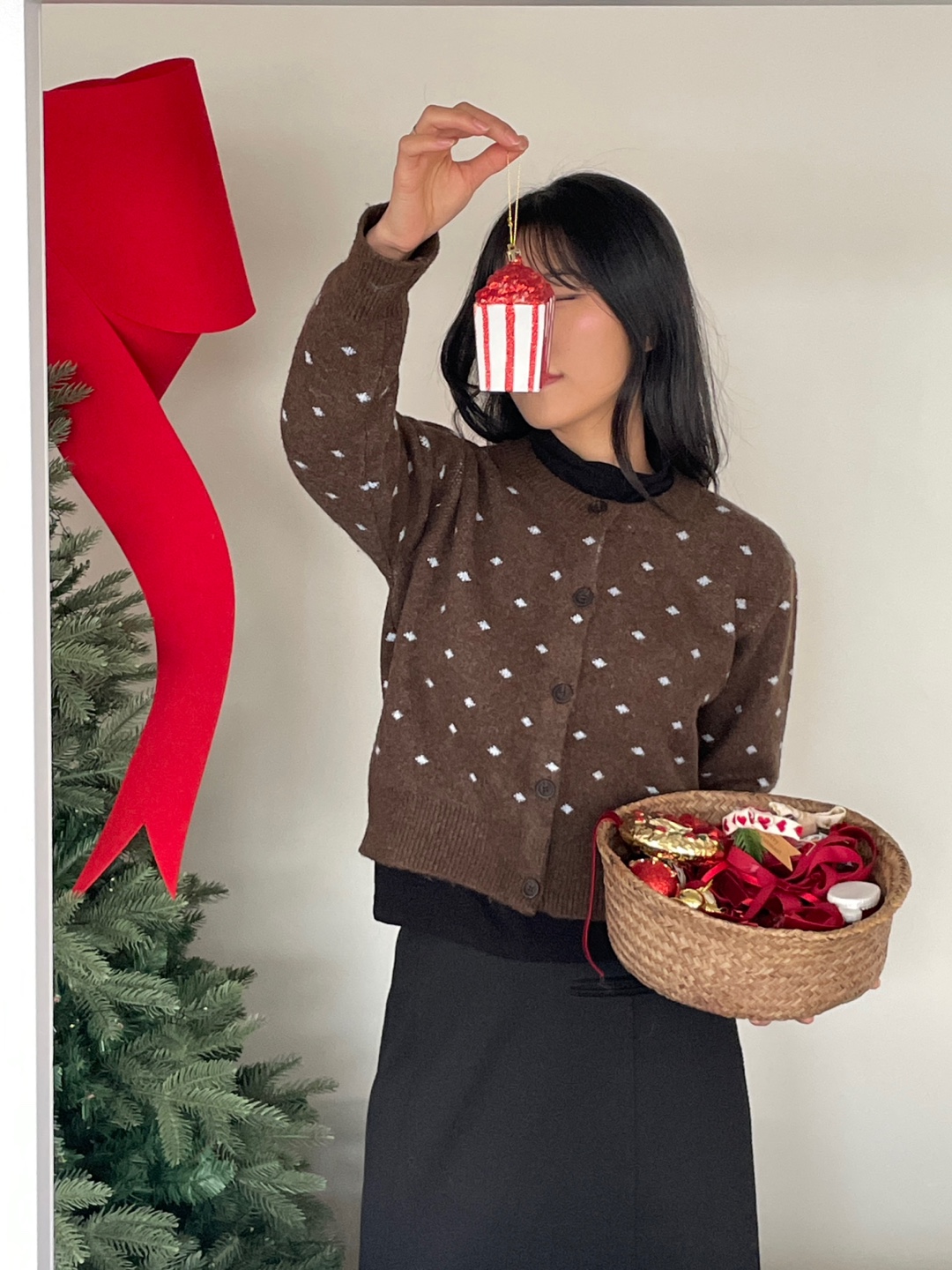 ニットボタンラウンドネックスリム長袖ドットカーディガン | 詳細画像2