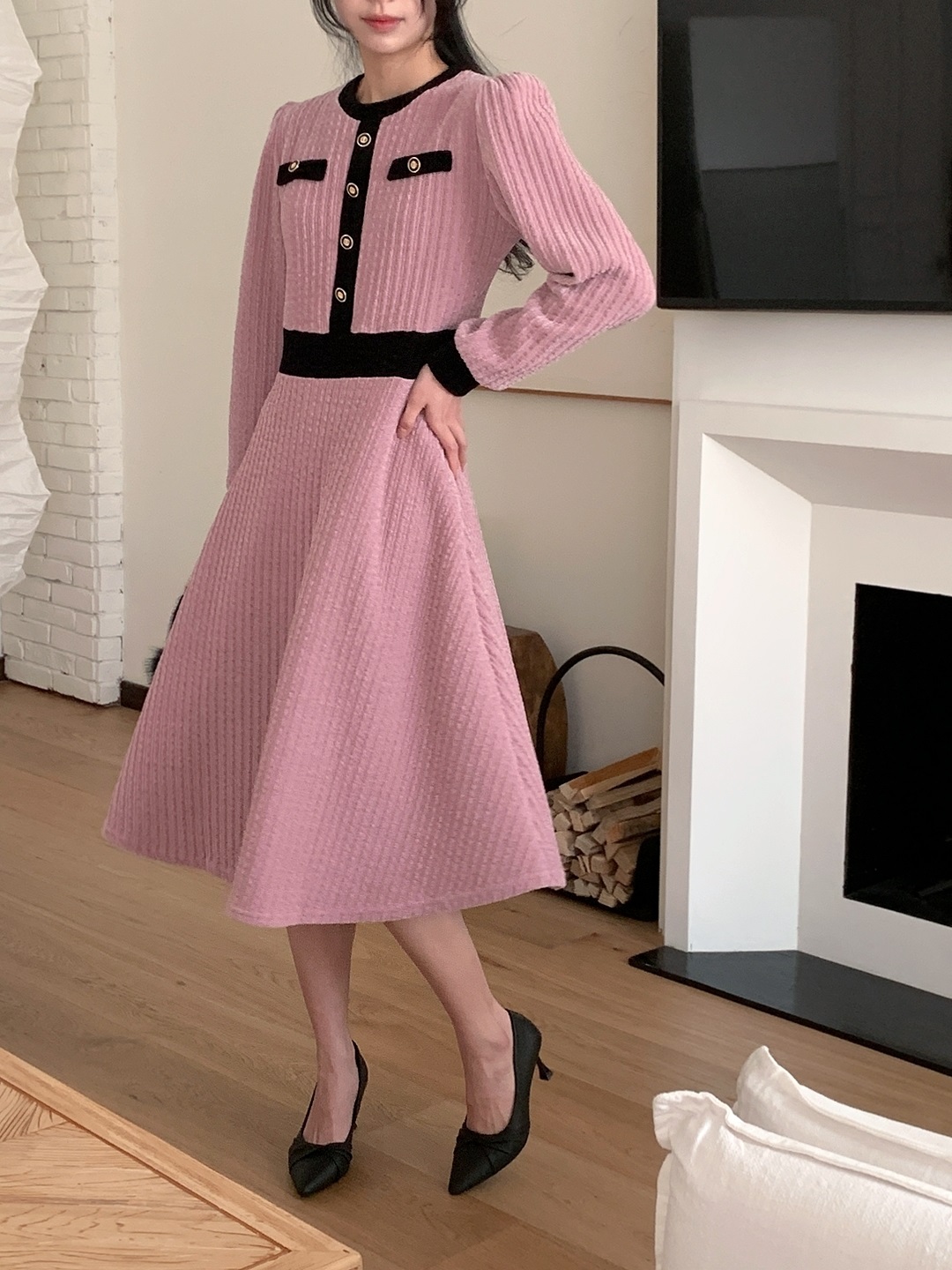 ベロア配色ラウンドネック長袖ミディフレアフェイクボタンワンピース | 詳細画像11