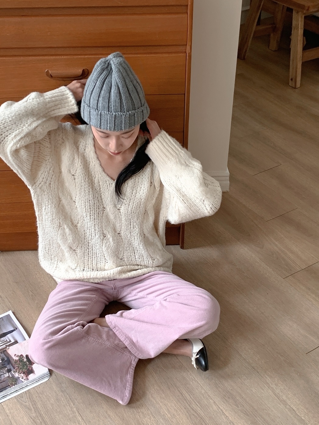 Vネックルーズ長袖ケーブルニット | 詳細画像3