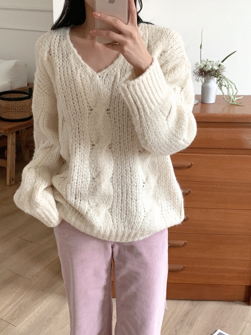 Vネックルーズ長袖ケーブルニット | 詳細画像5