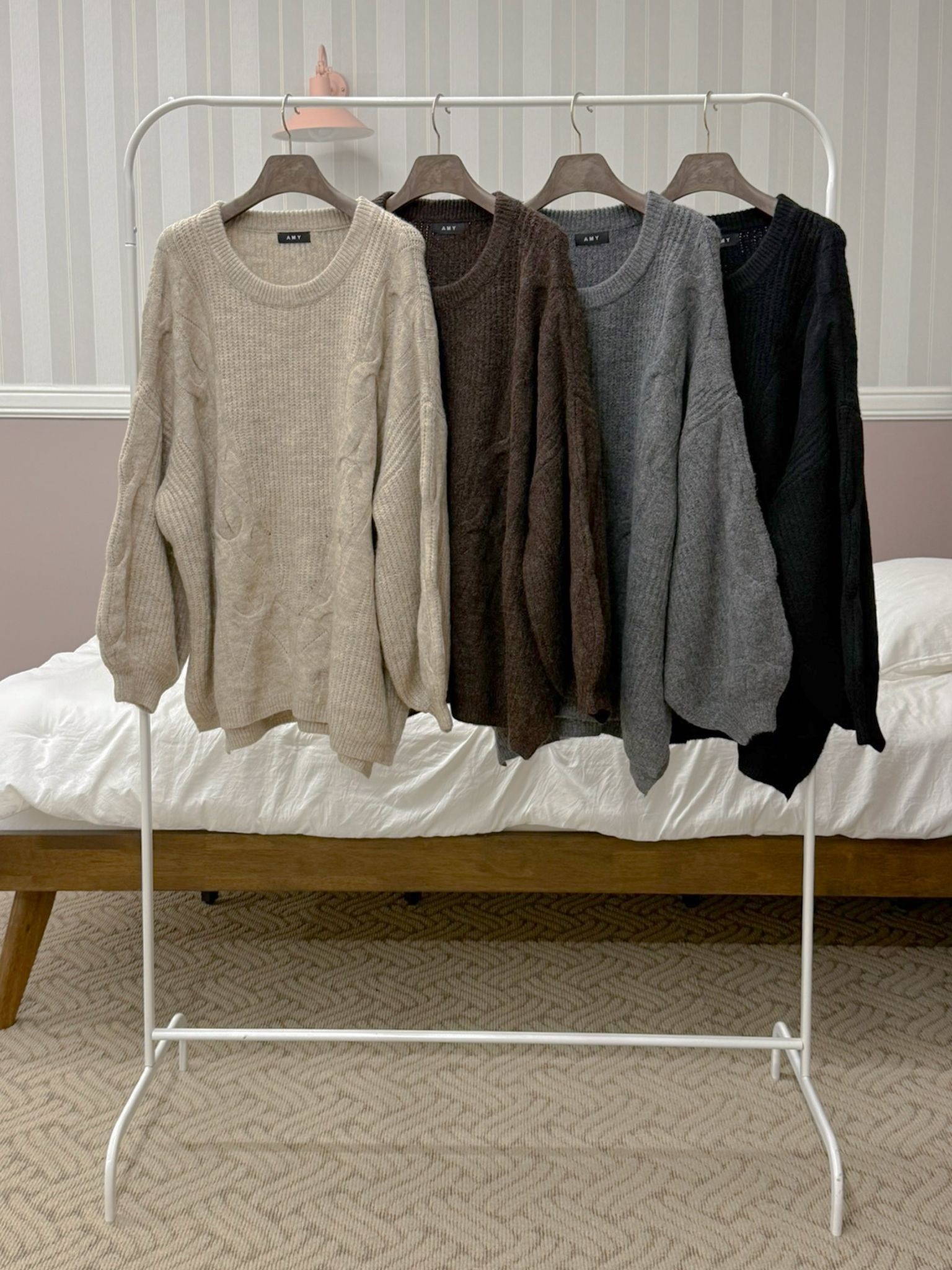 ラウンドネックルーズ長袖ニット | 詳細画像2