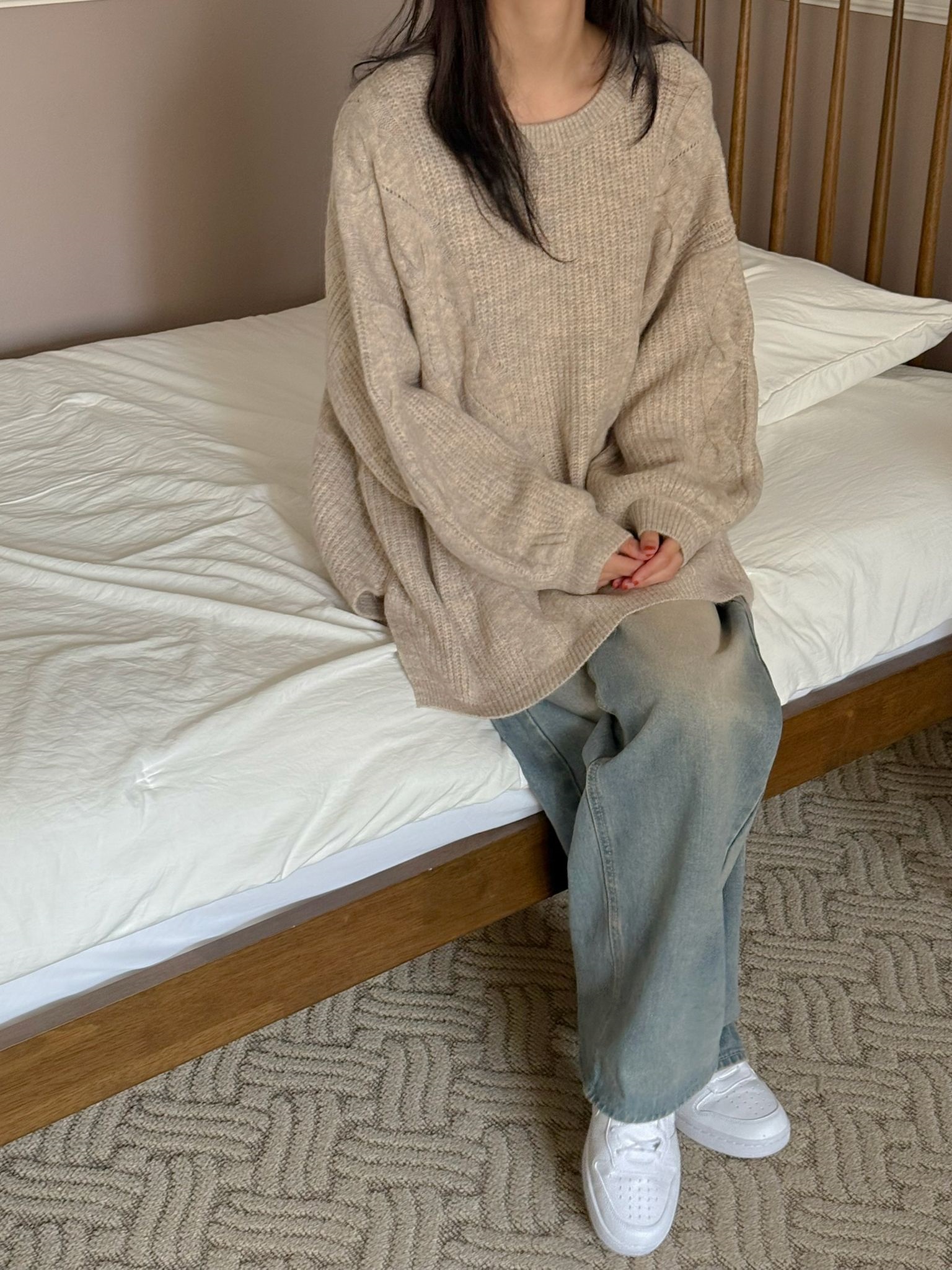 ラウンドネックルーズ長袖ニット | 詳細画像3