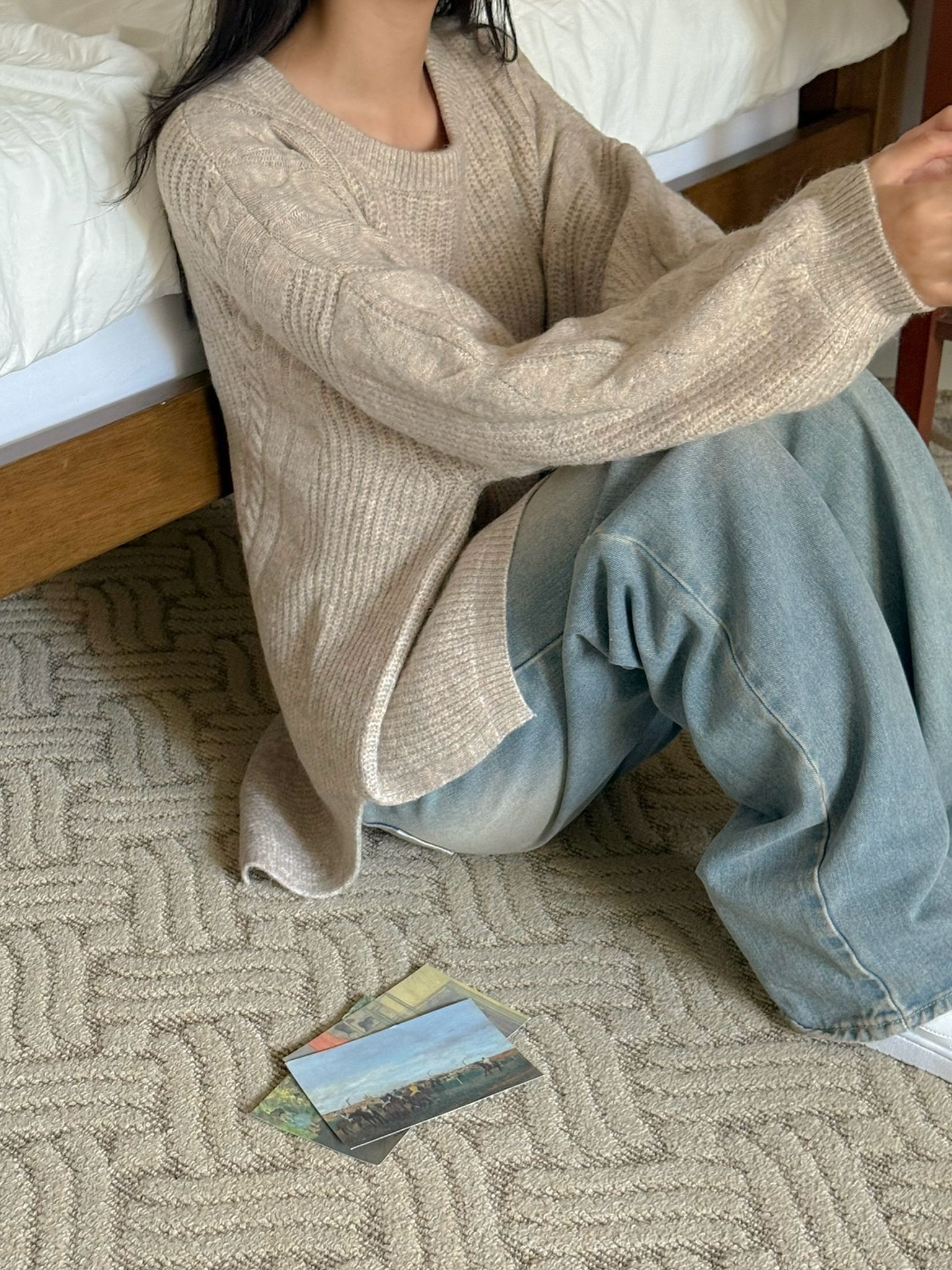 ラウンドネックルーズ長袖ニット | 詳細画像16