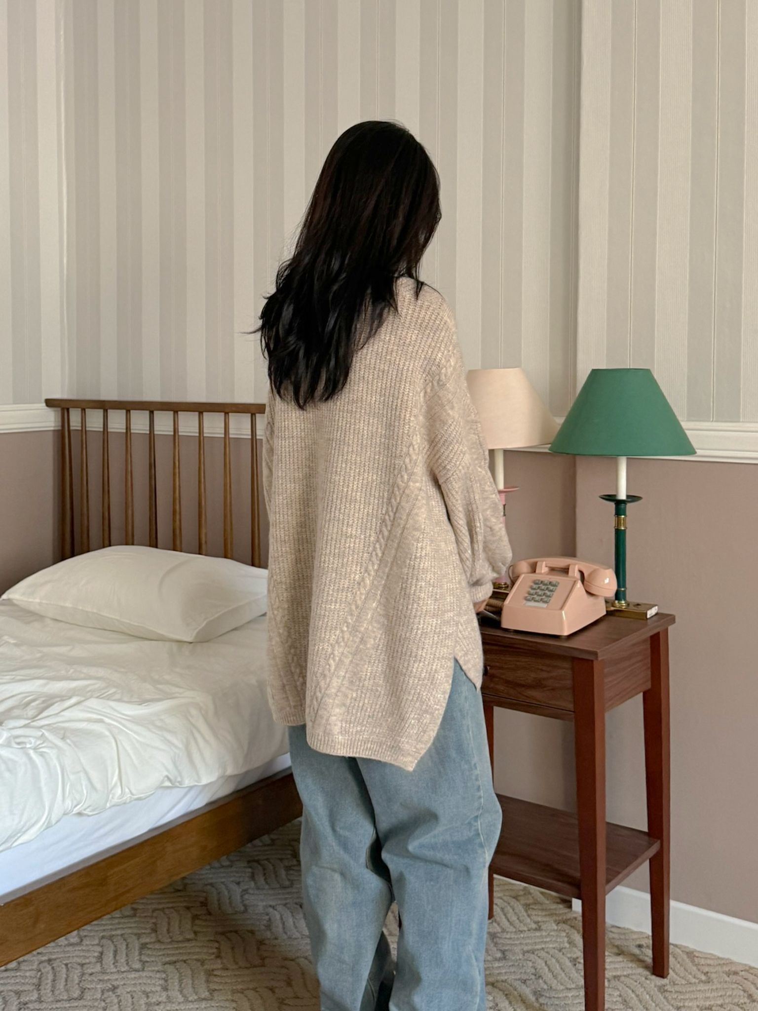 ラウンドネックルーズ長袖ニット | 詳細画像17