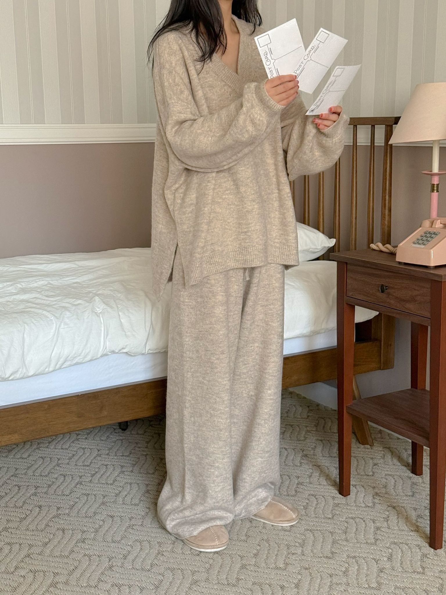 ニットVネックウエストゴムIラインルーズ長袖セットアップパンツニット | 詳細画像3