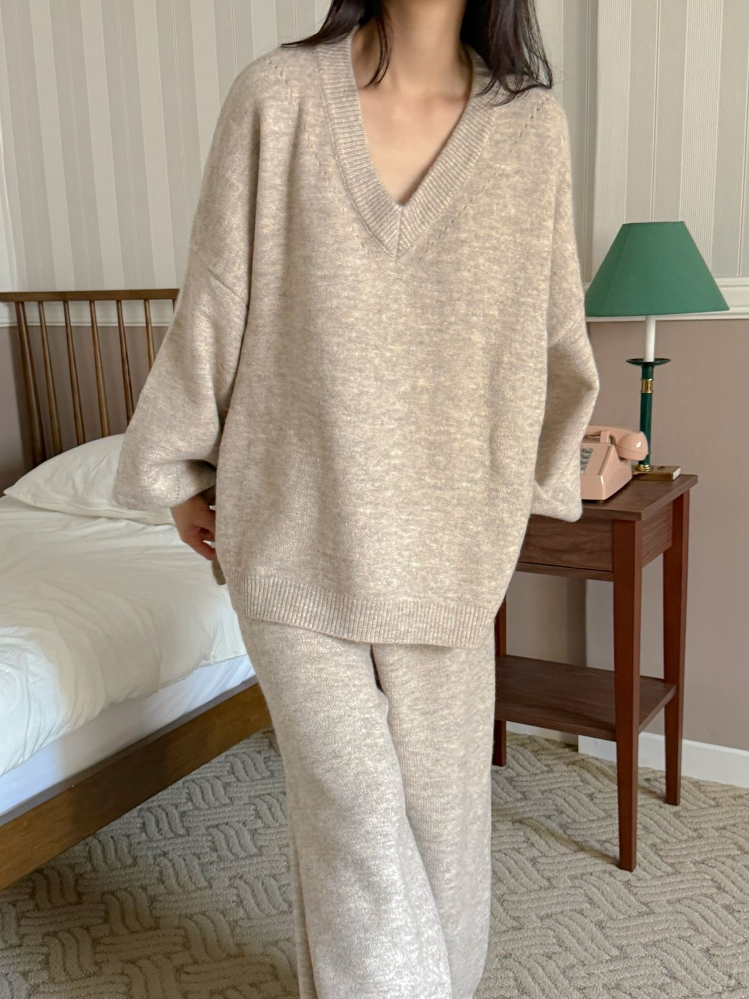 ニットVネックウエストゴムIラインルーズ長袖セットアップパンツニット | 詳細画像4