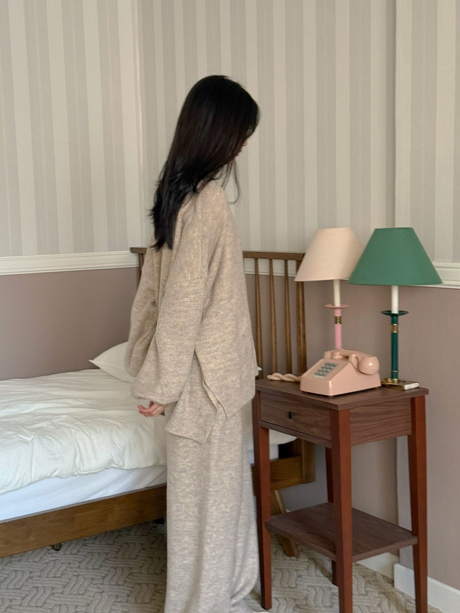 ニットVネックウエストゴムIラインルーズ長袖セットアップパンツニット | 詳細画像12