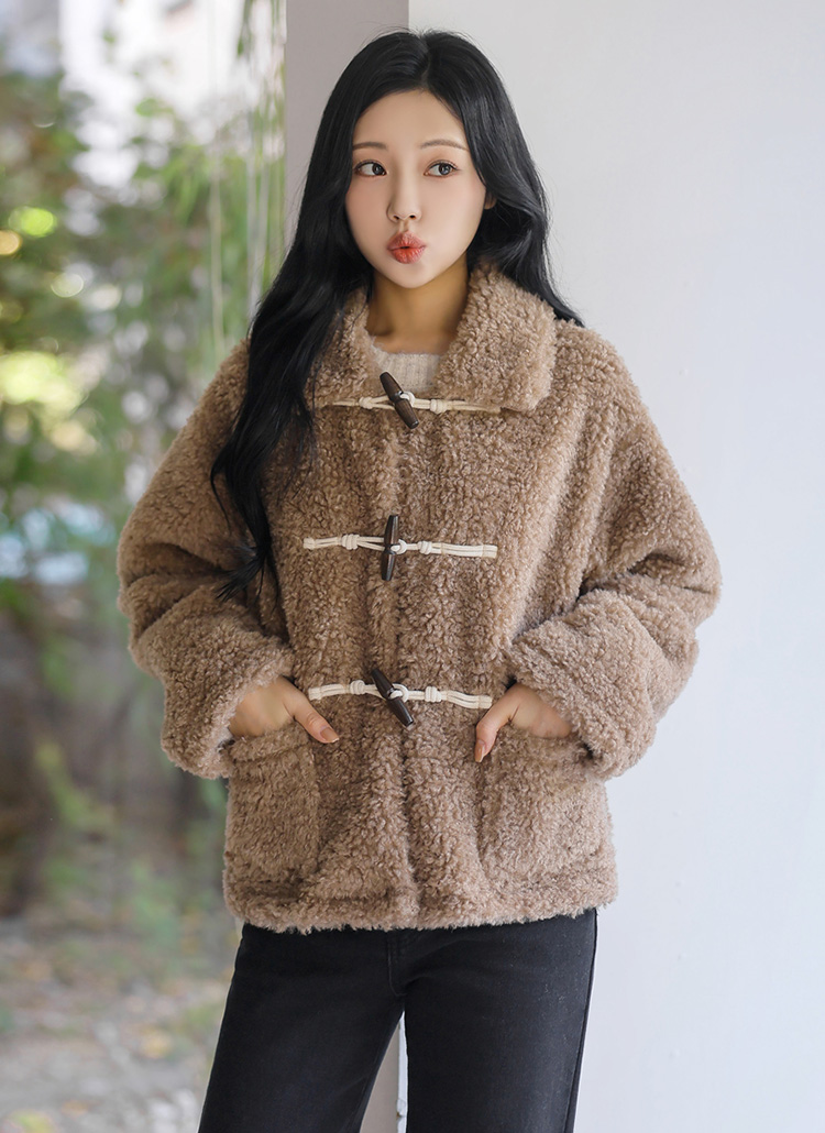 ムートントグルボタンカラージャケット | レディースファッション通販