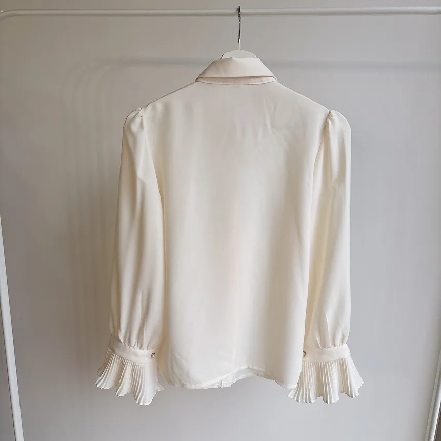 シャーリングボウタイベルスリーブブラウスブローチ付 | mirangmirang | 詳細画像14