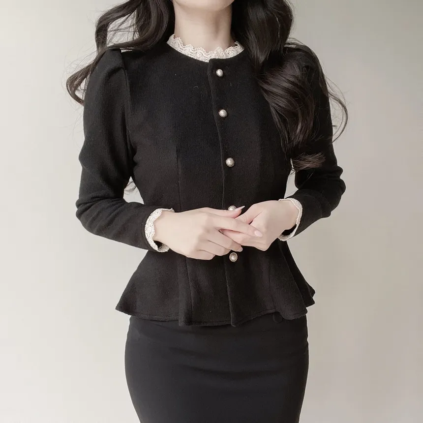 ニットレースアップパール調ボタンパフスリーブペプラムブラウス | mirangmirang | 詳細画像16