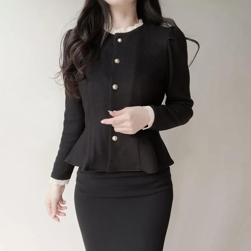 ニットレースアップパール調ボタンパフスリーブペプラムブラウス | mirangmirang | 詳細画像18