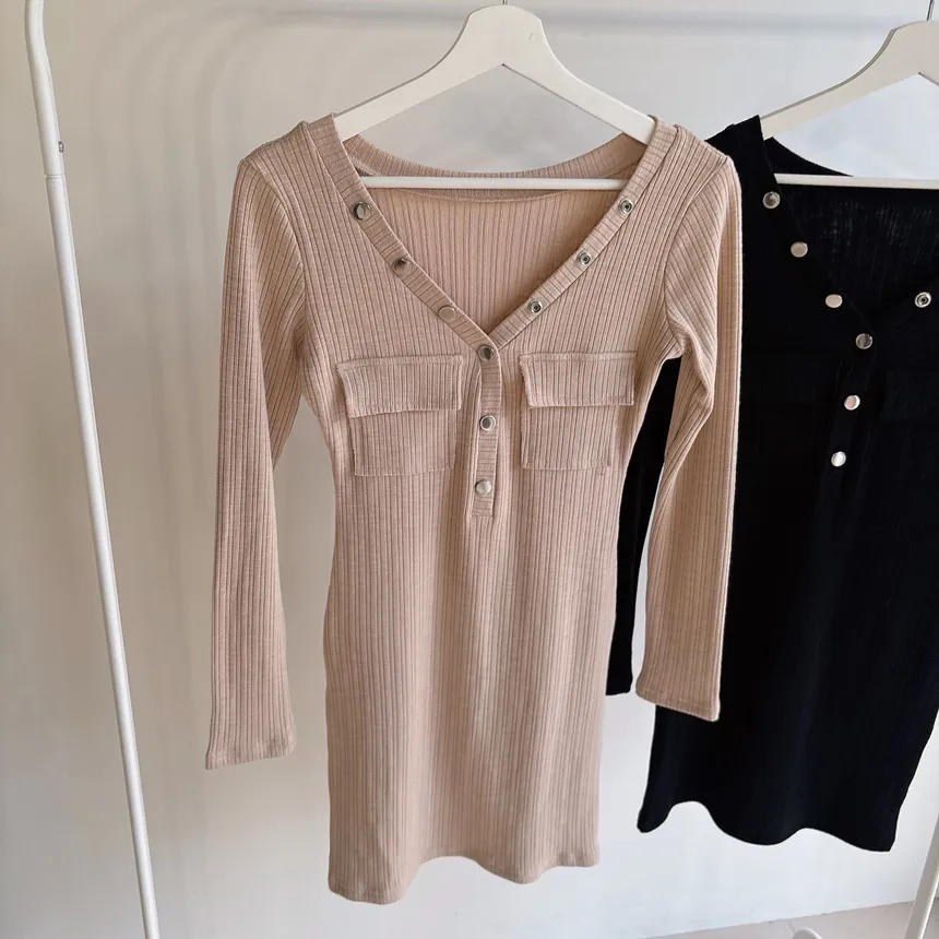 リブVネックボタンミニポケットワンピース | mirangmirang | 詳細画像14