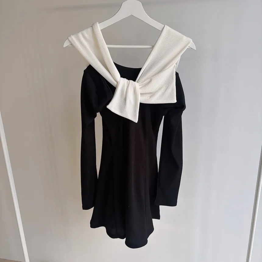 オフショルダーミニ配色ワンピース | mirangmirang | 詳細画像9