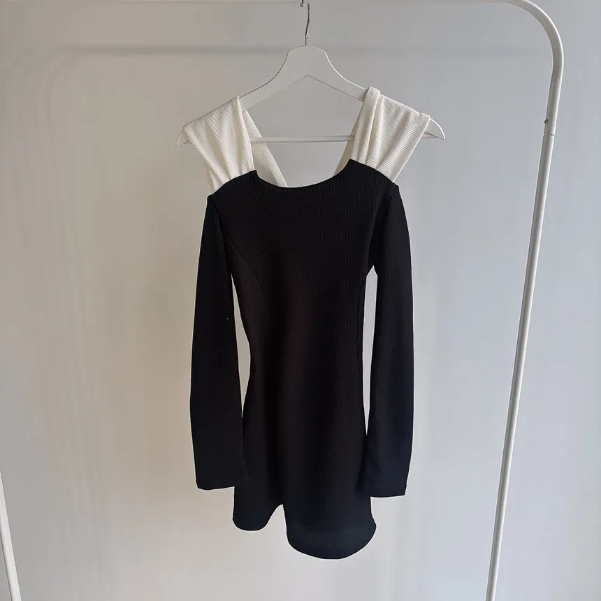 オフショルダーミニ配色ワンピース | mirangmirang | 詳細画像11