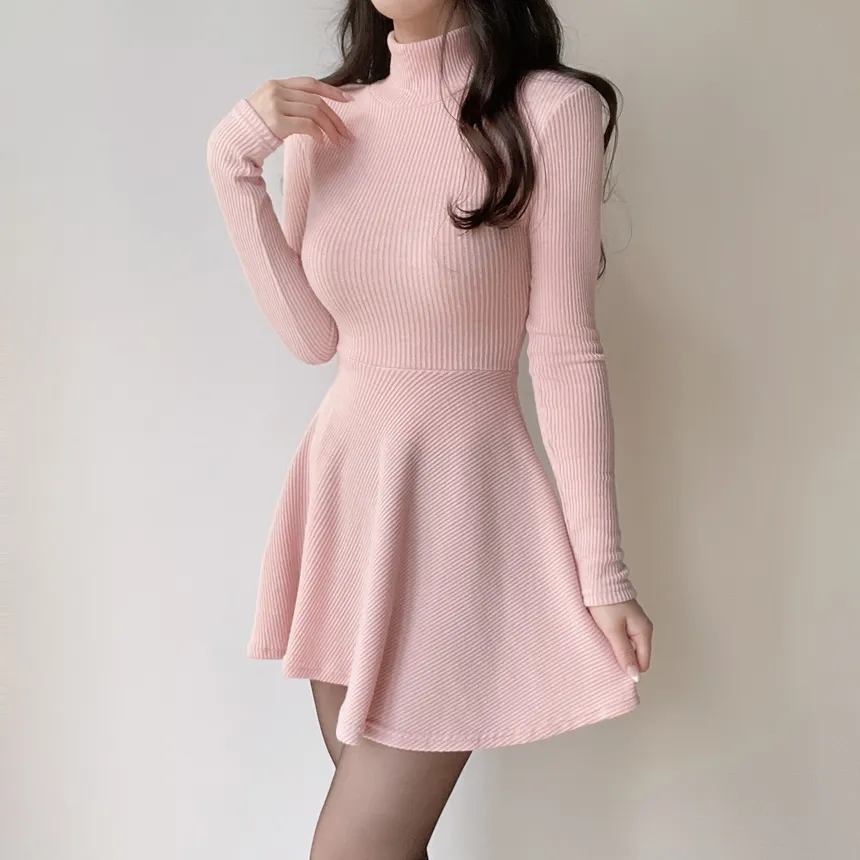 リブフレアタートルネックミニワンピース | mirangmirang | 詳細画像4