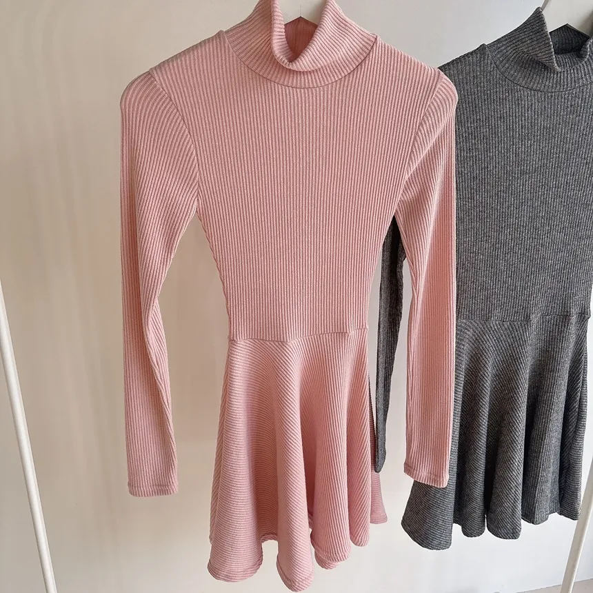 リブフレアタートルネックミニワンピース | mirangmirang | 詳細画像20