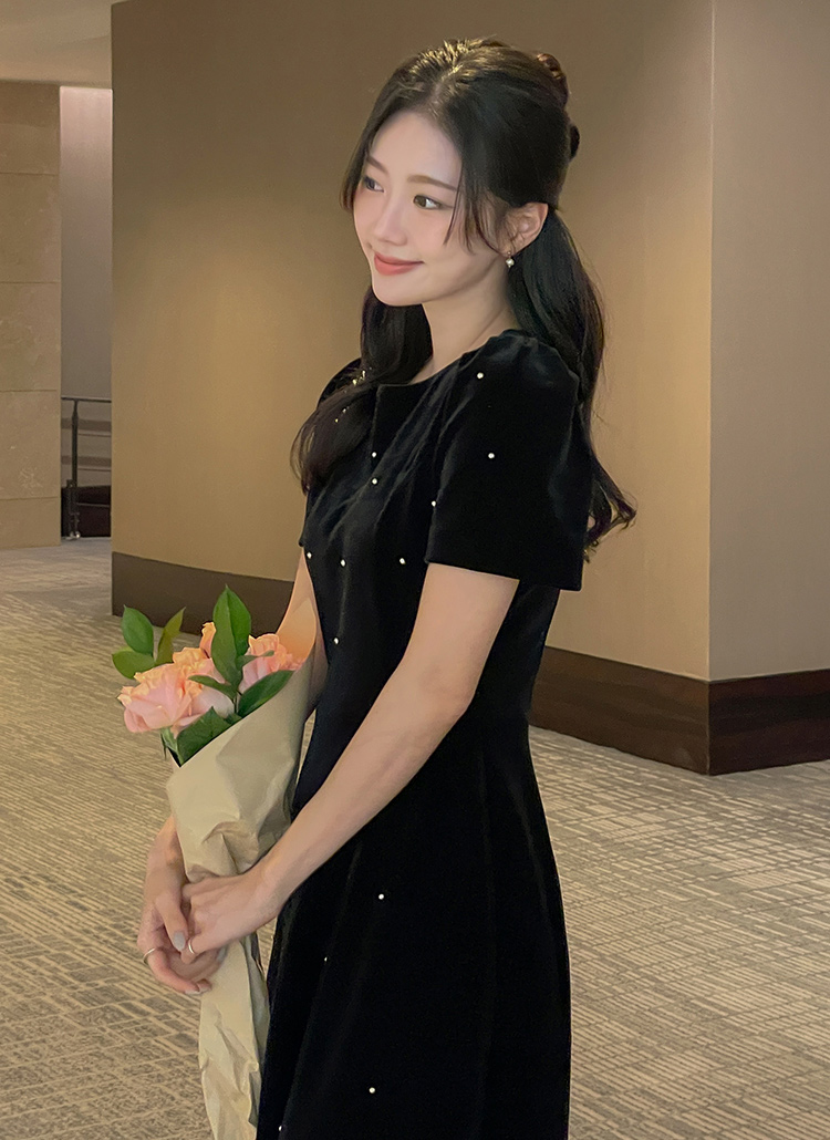 ベロアラウンドネックロング半袖Aラインスタッズミニワンピース2TYPE