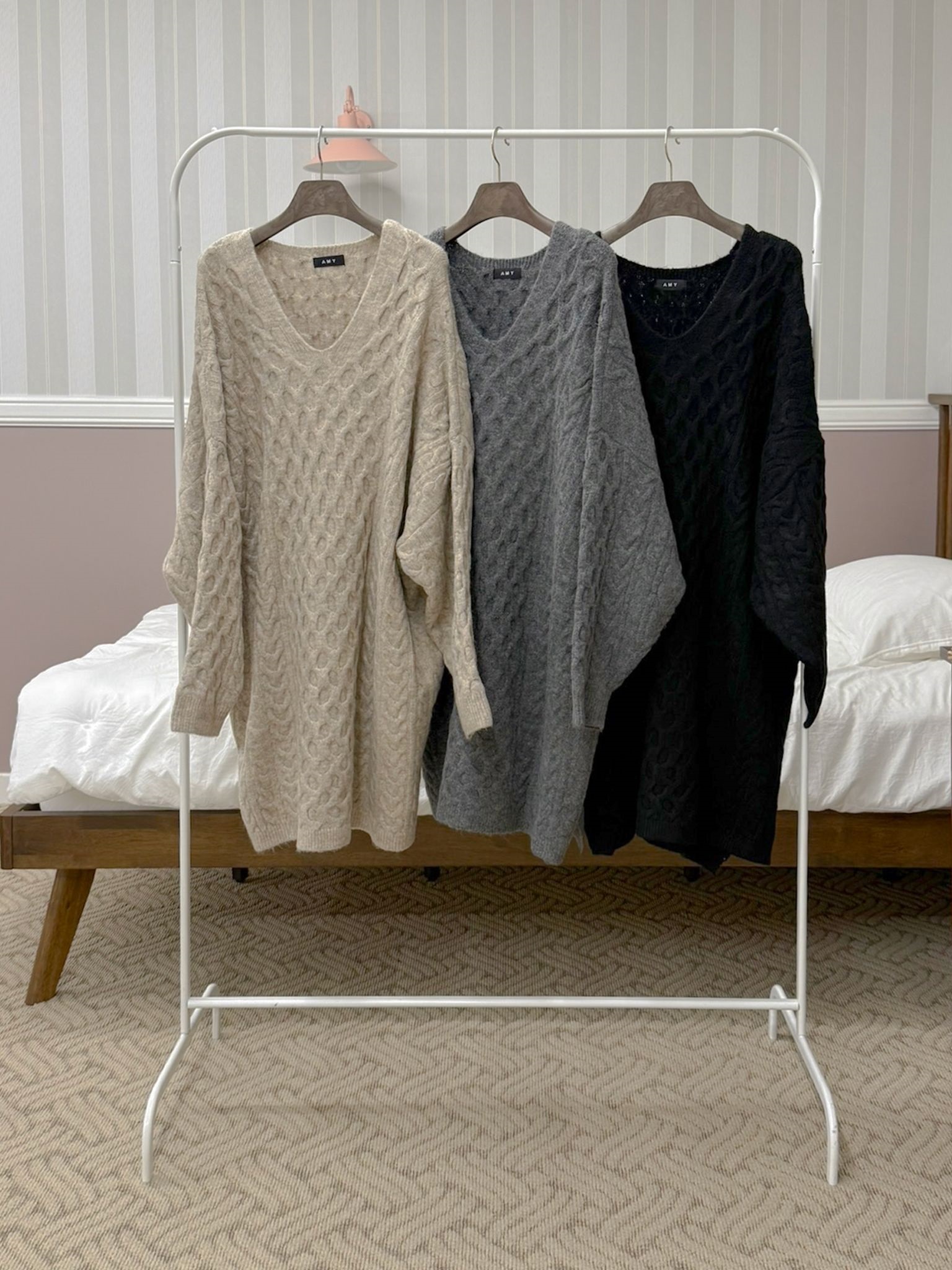 Vネックスリットミニケーブルワンピース | 詳細画像2