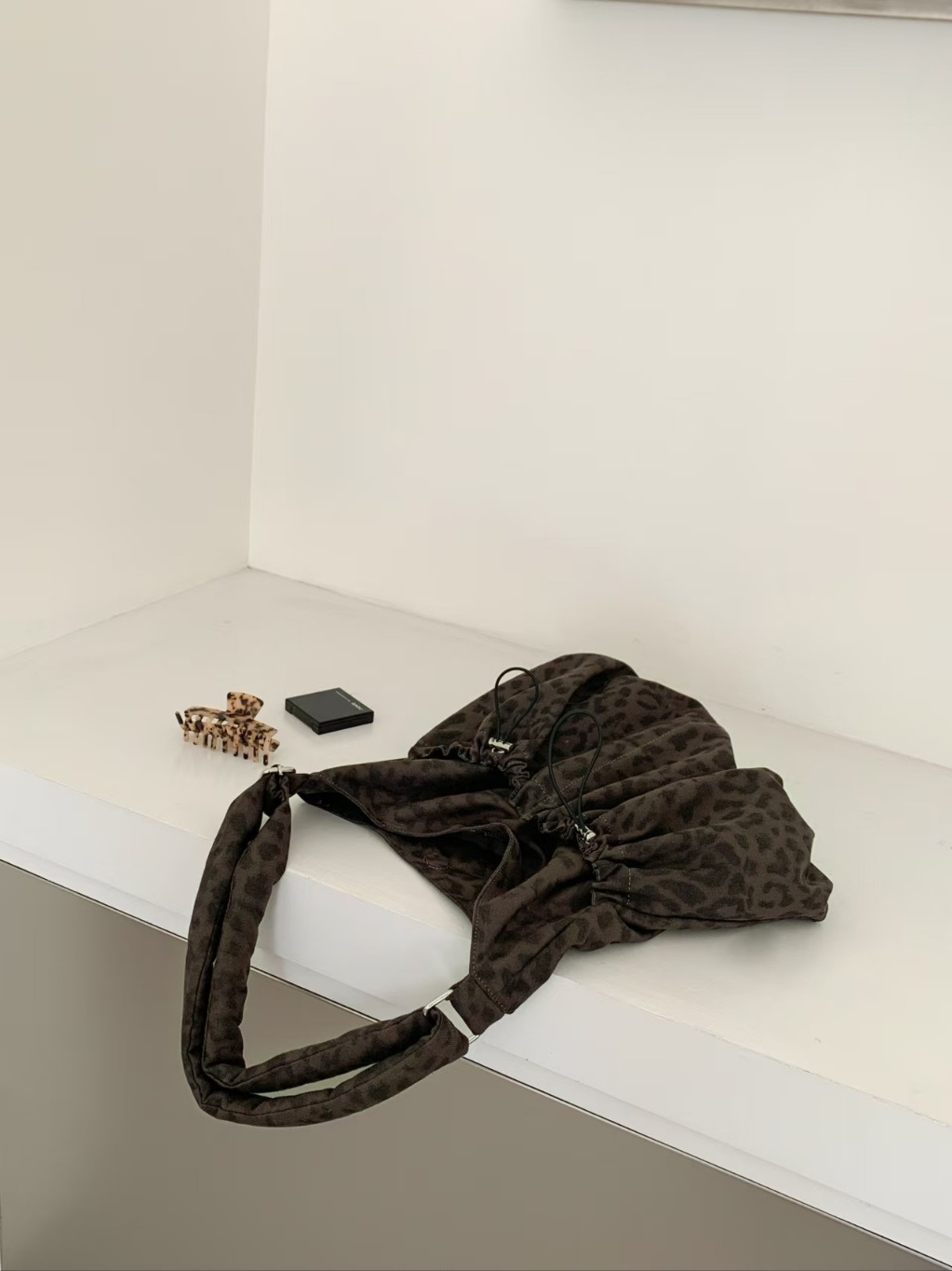 ドローコードレオパードカラーショルダーバッグ | 詳細画像14