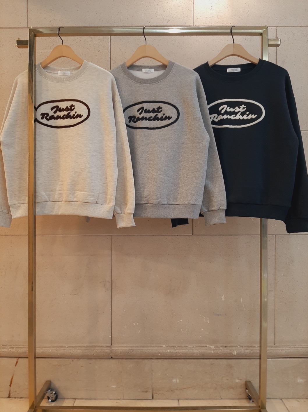 裏起毛ラウンドネックオーバーサイズ刺繍スウェット | 詳細画像7