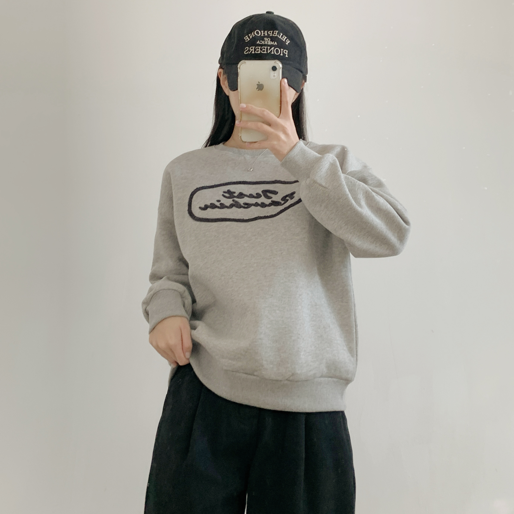 裏起毛ラウンドネックオーバーサイズ刺繍スウェット | 詳細画像4