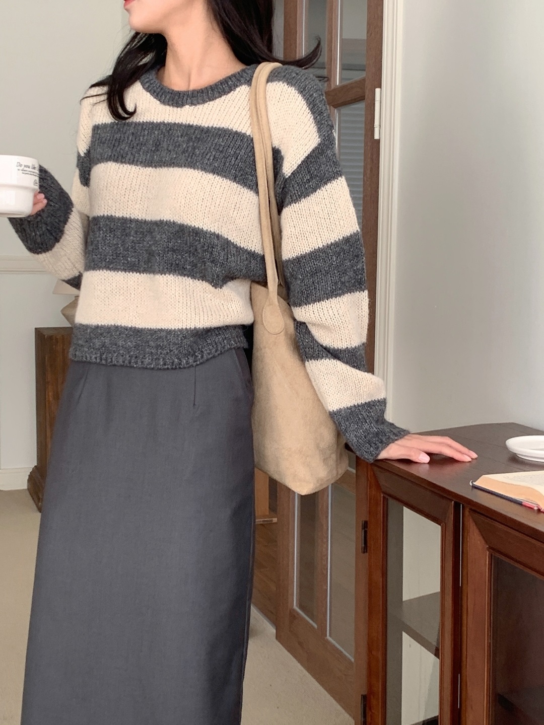 ウール混アルパカ混紡ラウンドネックルーズ長袖ボーダーニット | 詳細画像3