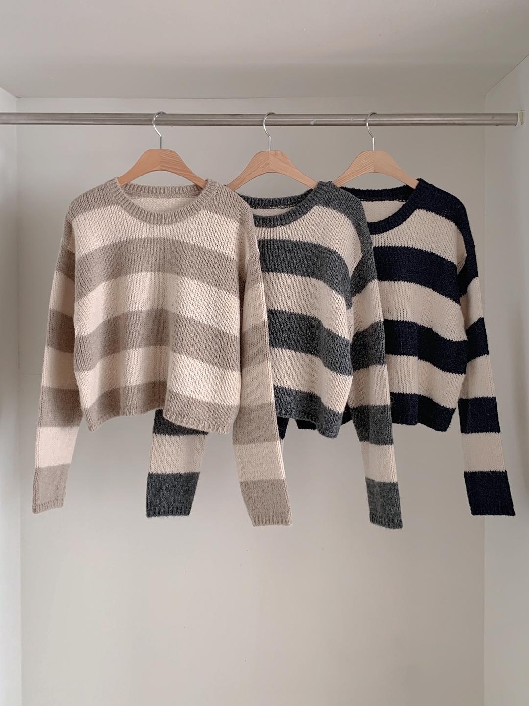 ウール混アルパカ混紡ラウンドネックルーズ長袖ボーダーニット | 詳細画像14