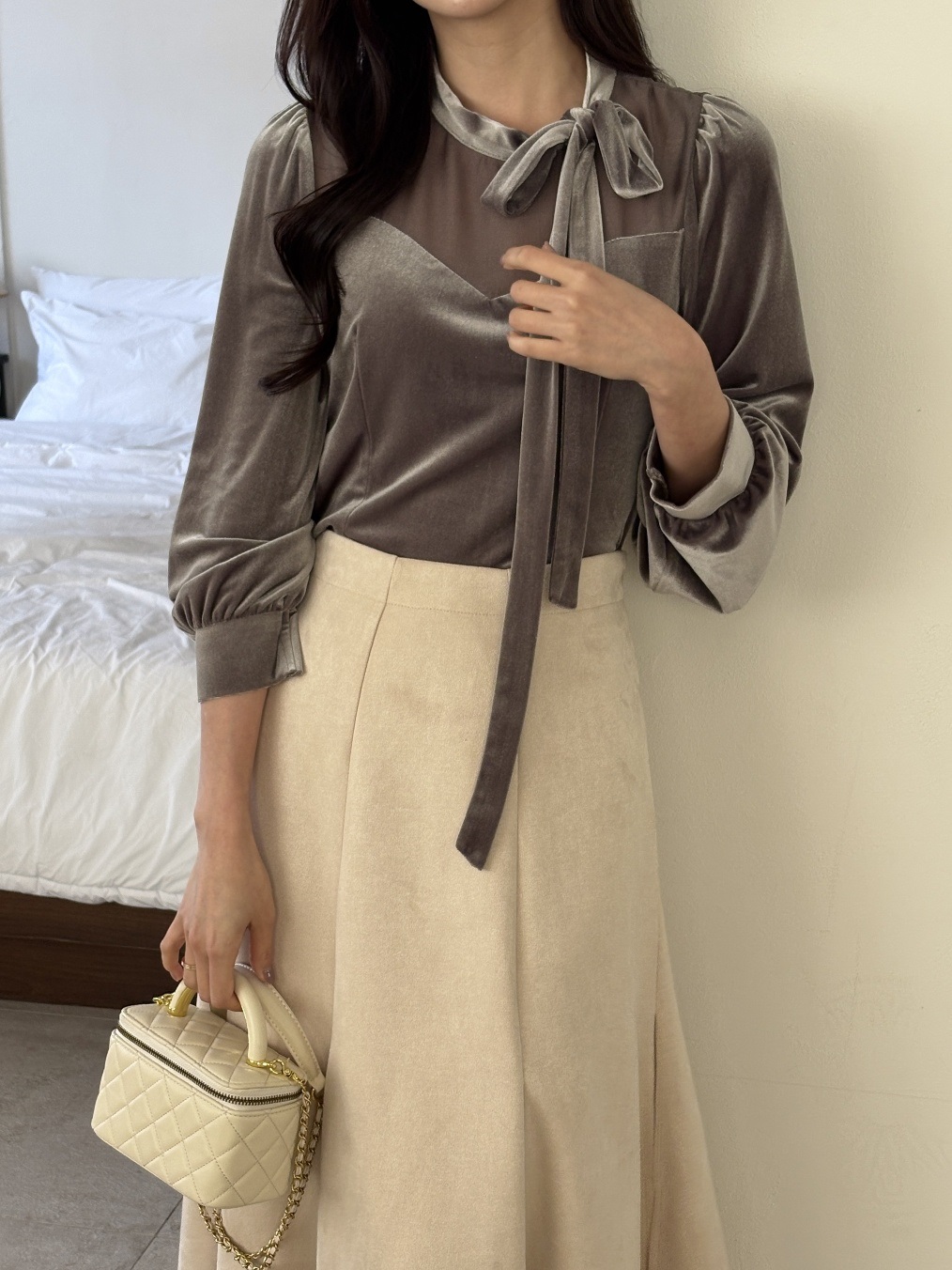 ベルベットシースルーコンビボウタイスリム長袖ギャザーブラウス | 詳細画像12