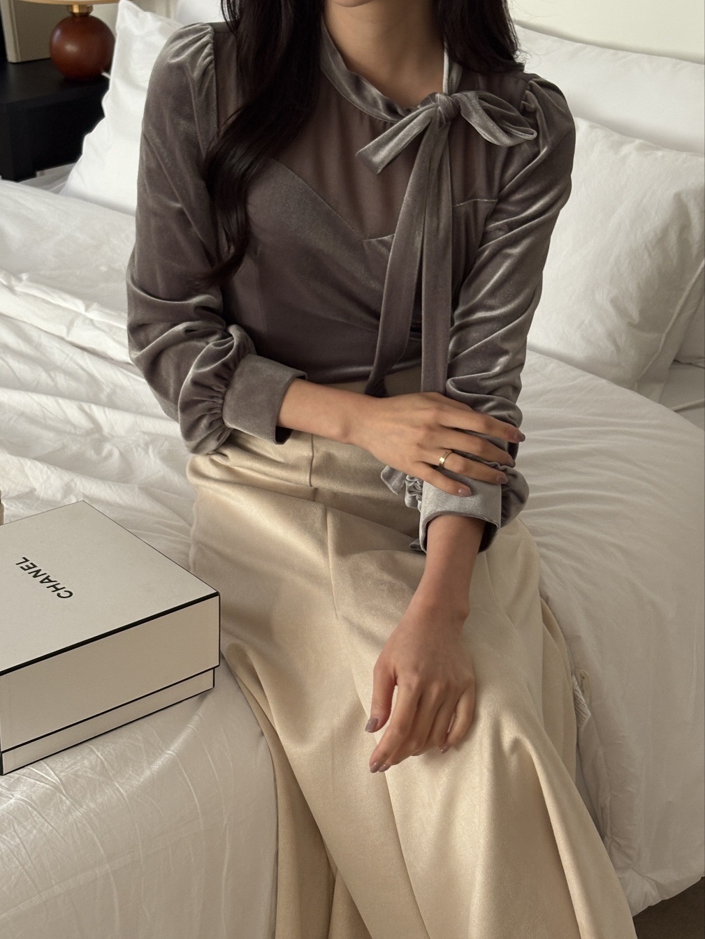 ベルベットシースルーコンビボウタイスリム長袖ギャザーブラウス | 詳細画像20