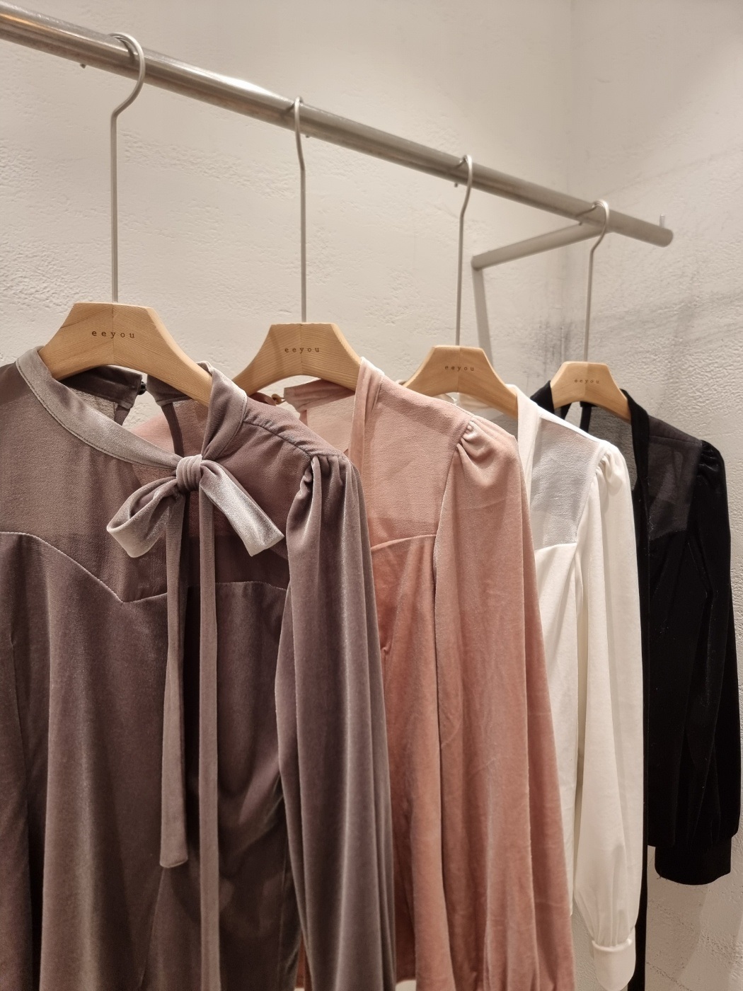 ベルベットシースルーコンビボウタイスリム長袖ギャザーブラウス | 詳細画像22