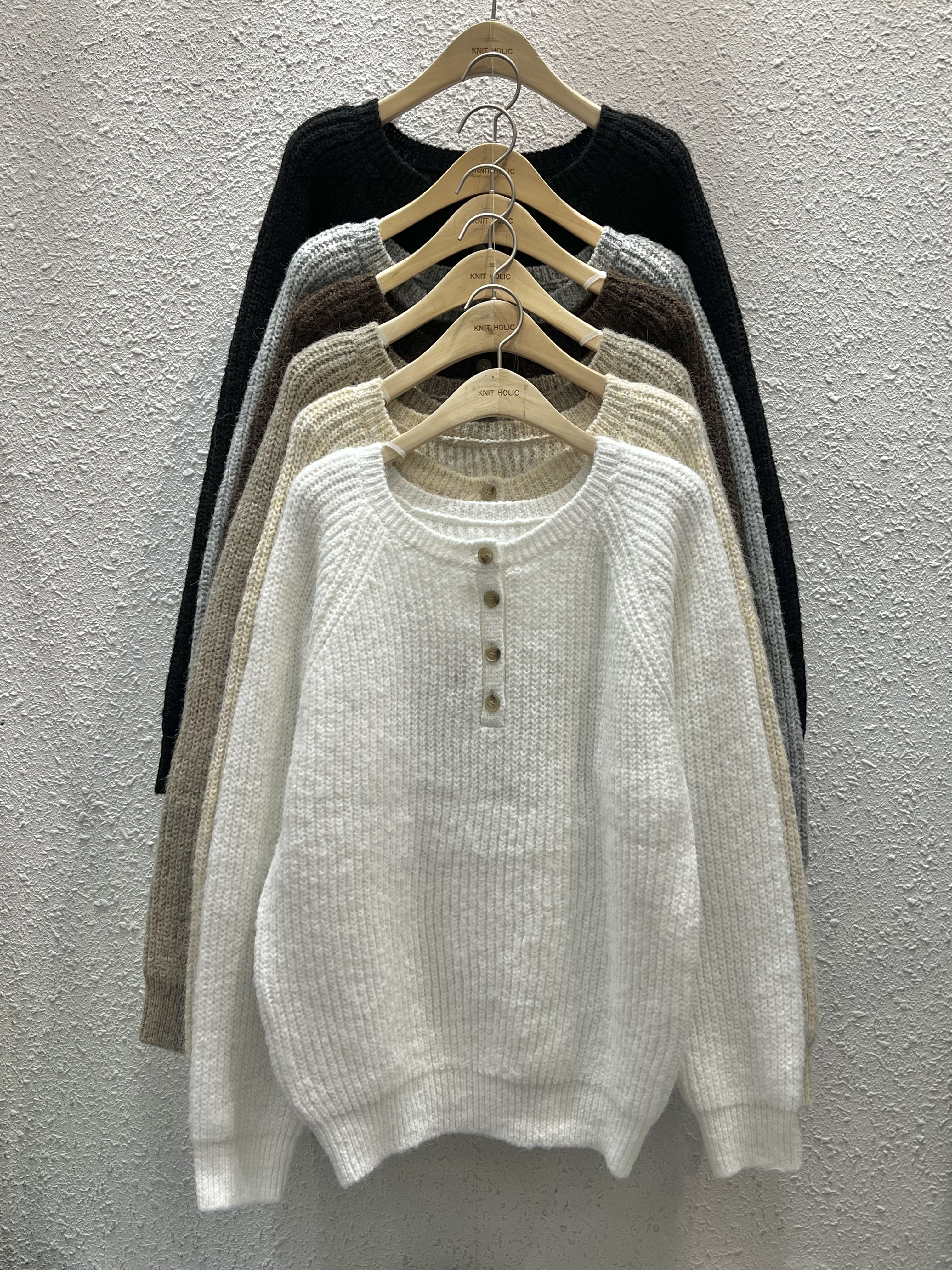 ボタンヘンリーネック長袖ニット | 詳細画像13