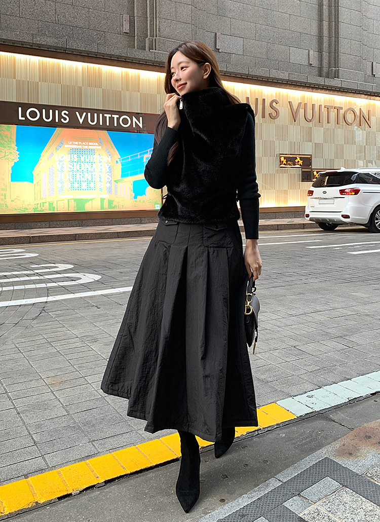 中綿ジップアップポケットバックゴムロングタックフレアスカート