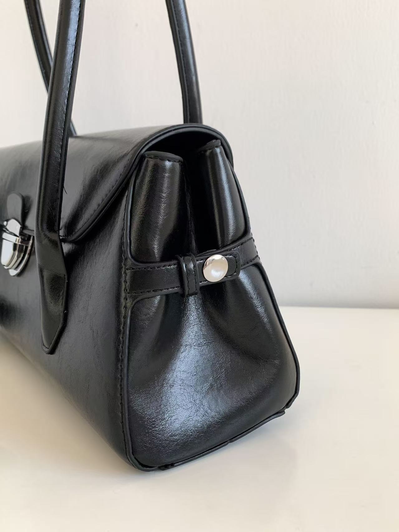 レザー調カラートートバッグ | 詳細画像10