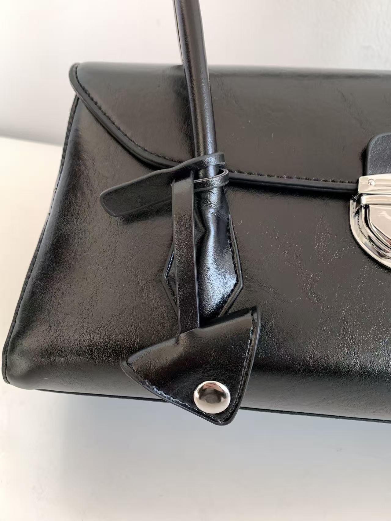 レザー調カラートートバッグ | 詳細画像11