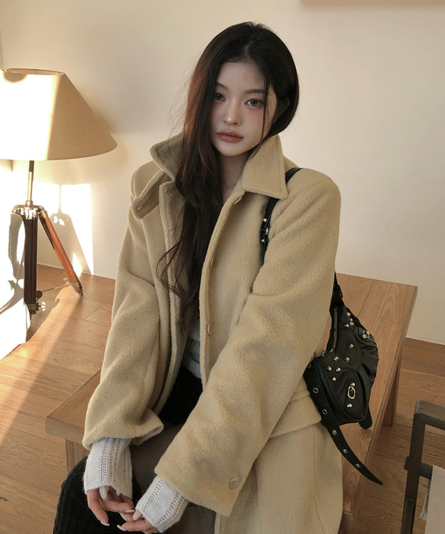 ウール混ハイネックロング長袖ポケットボタンコート | レディース