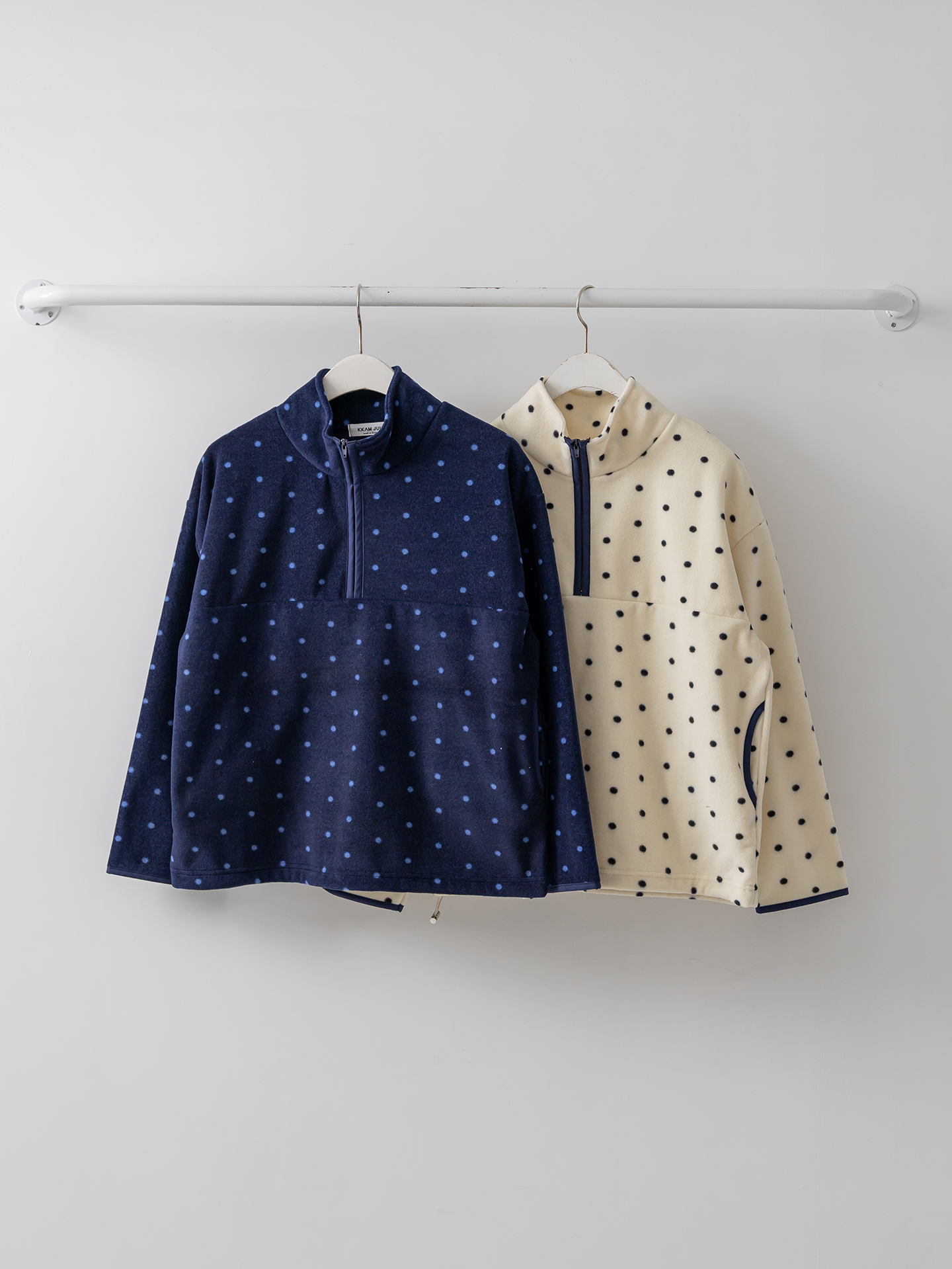 フリースハイネックハーフジップドットスウェット | 詳細画像2