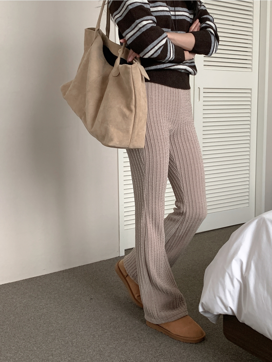 裏起毛ベロアウエストゴムブーツカットパンツ | 詳細画像6