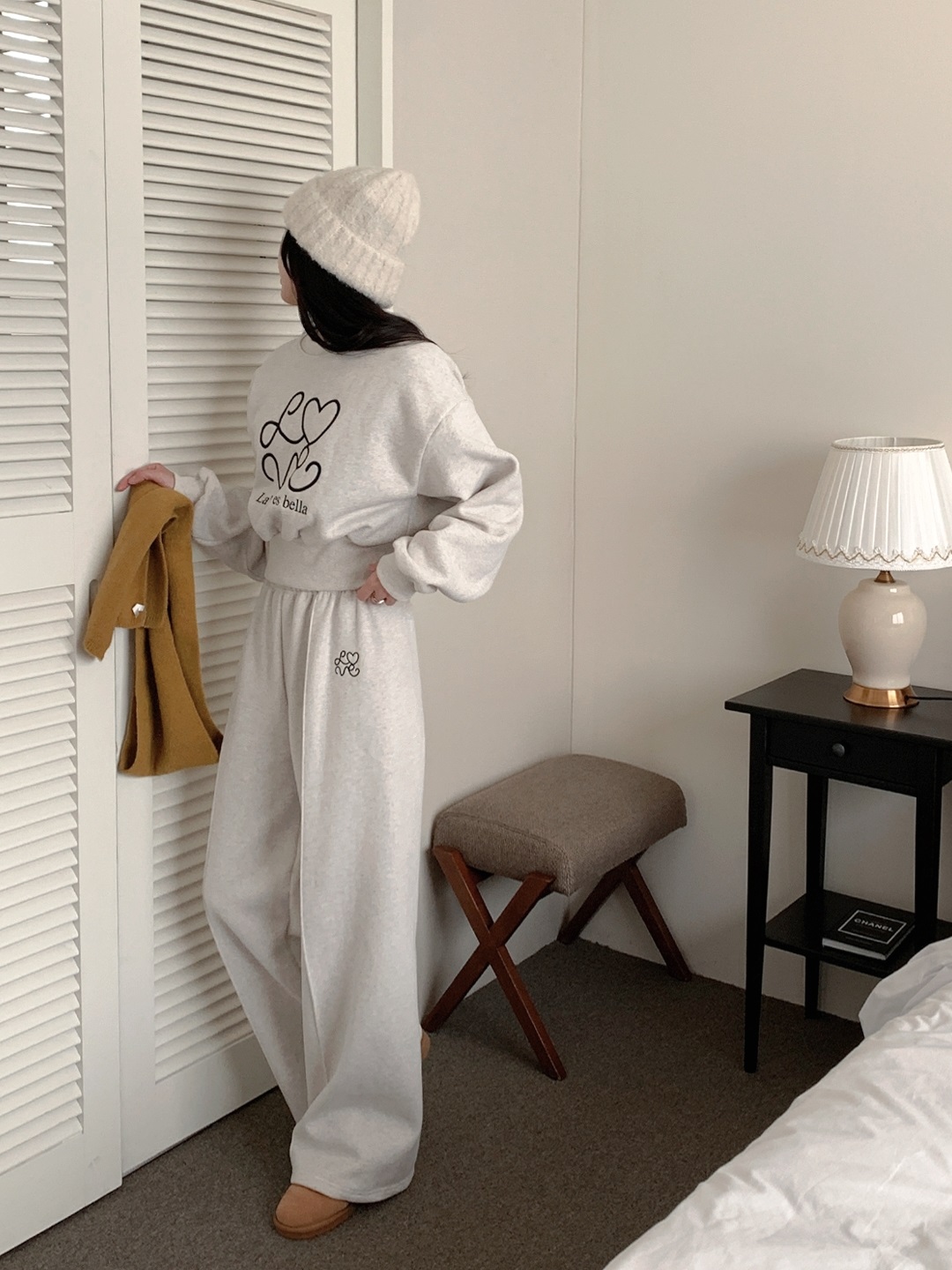 裏起毛ラウンドネックウエストゴムレタリング刺繍セットアップ | 詳細画像5