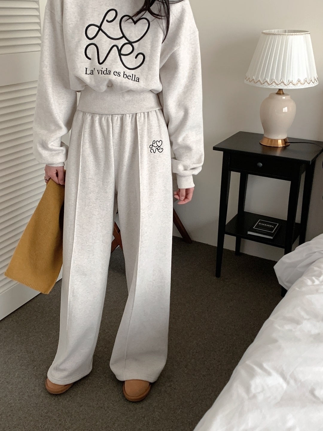 裏起毛ラウンドネックウエストゴムレタリング刺繍セットアップ | 詳細画像6