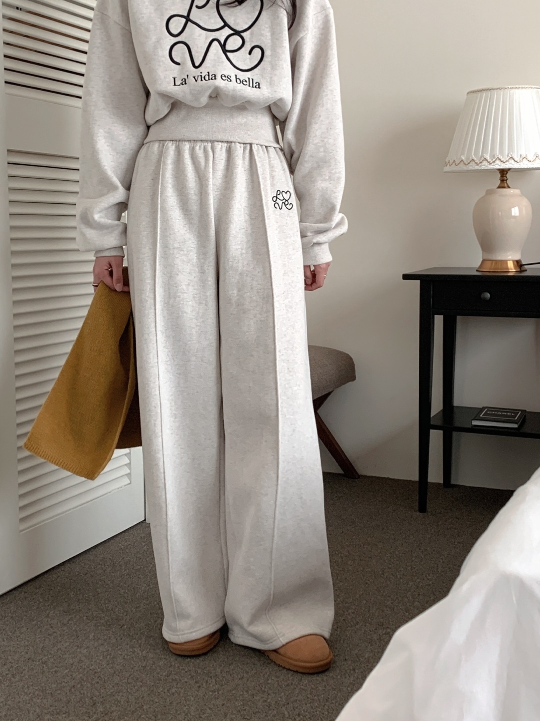 裏起毛ラウンドネックウエストゴムレタリング刺繍セットアップ | 詳細画像7