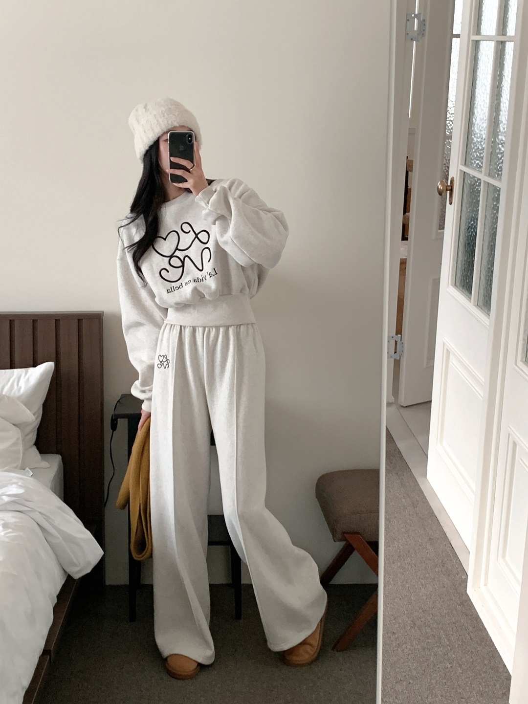 裏起毛ラウンドネックウエストゴムレタリング刺繍セットアップ | 詳細画像12