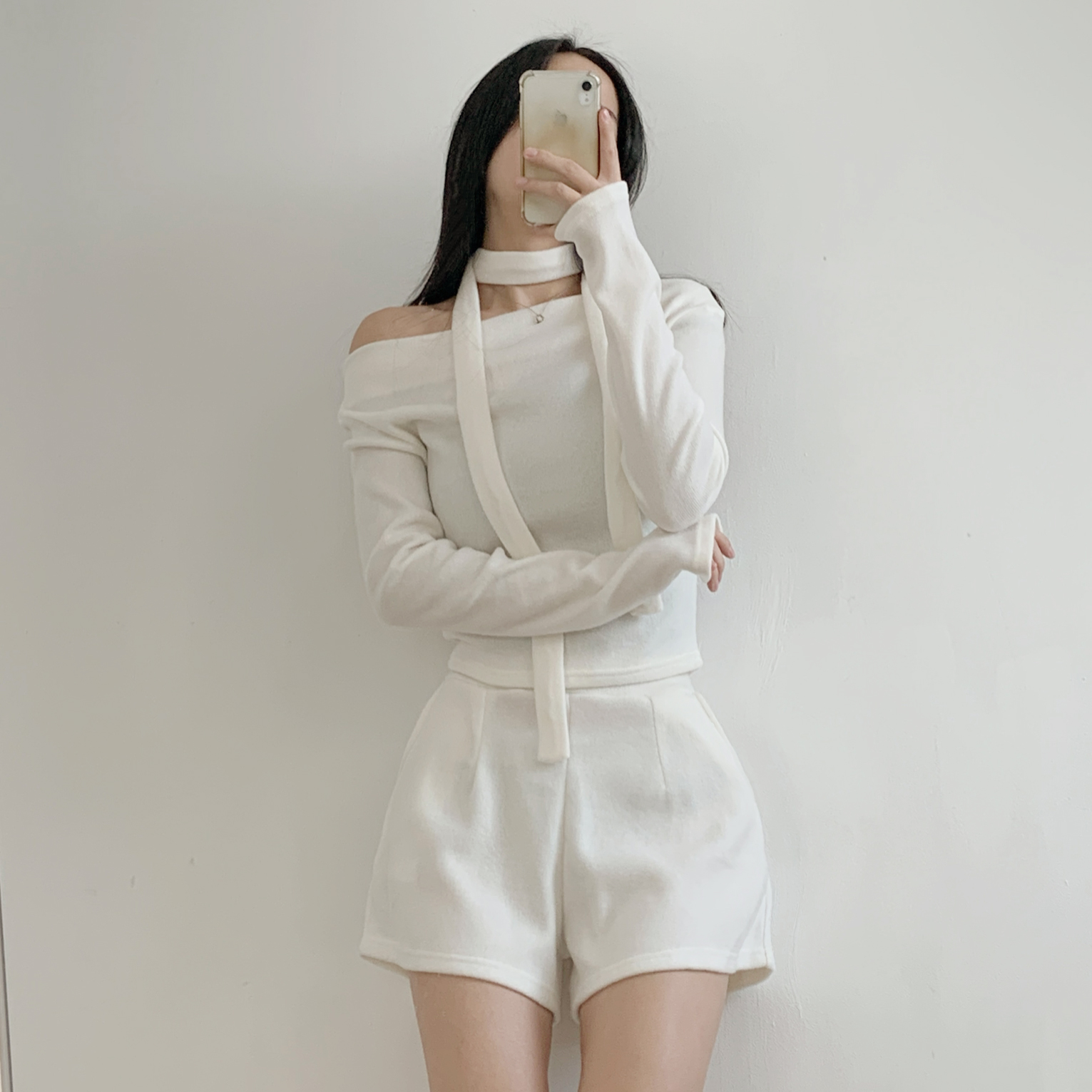 裏起毛ストレッチラウンドネックスリム長袖Tシャツストラップ付 | 詳細画像7