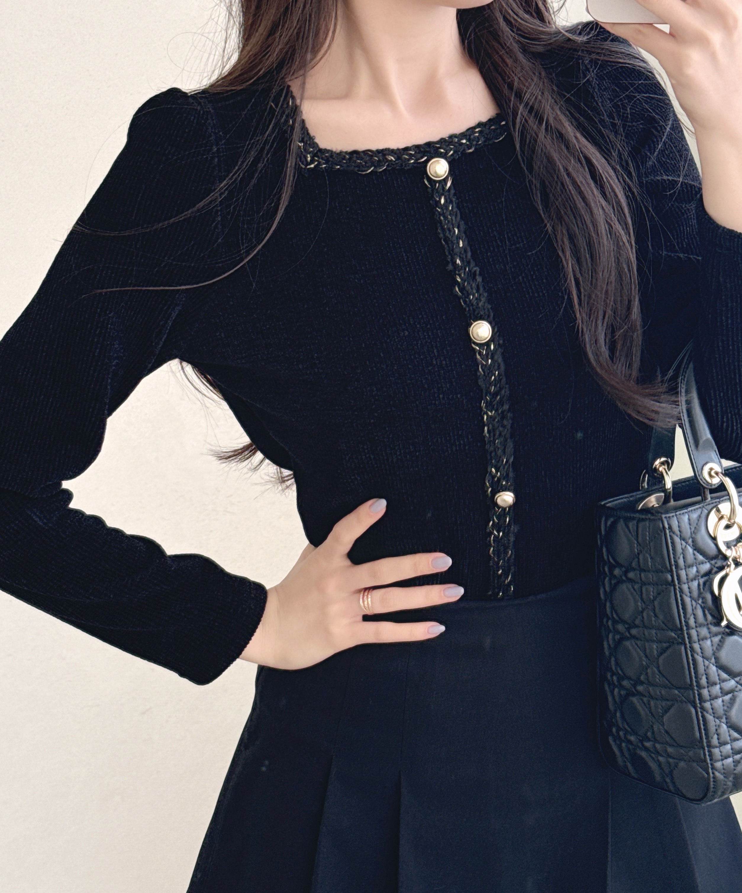 コンビスクエアネックスリム長袖フェイクボタンニット | 詳細画像5