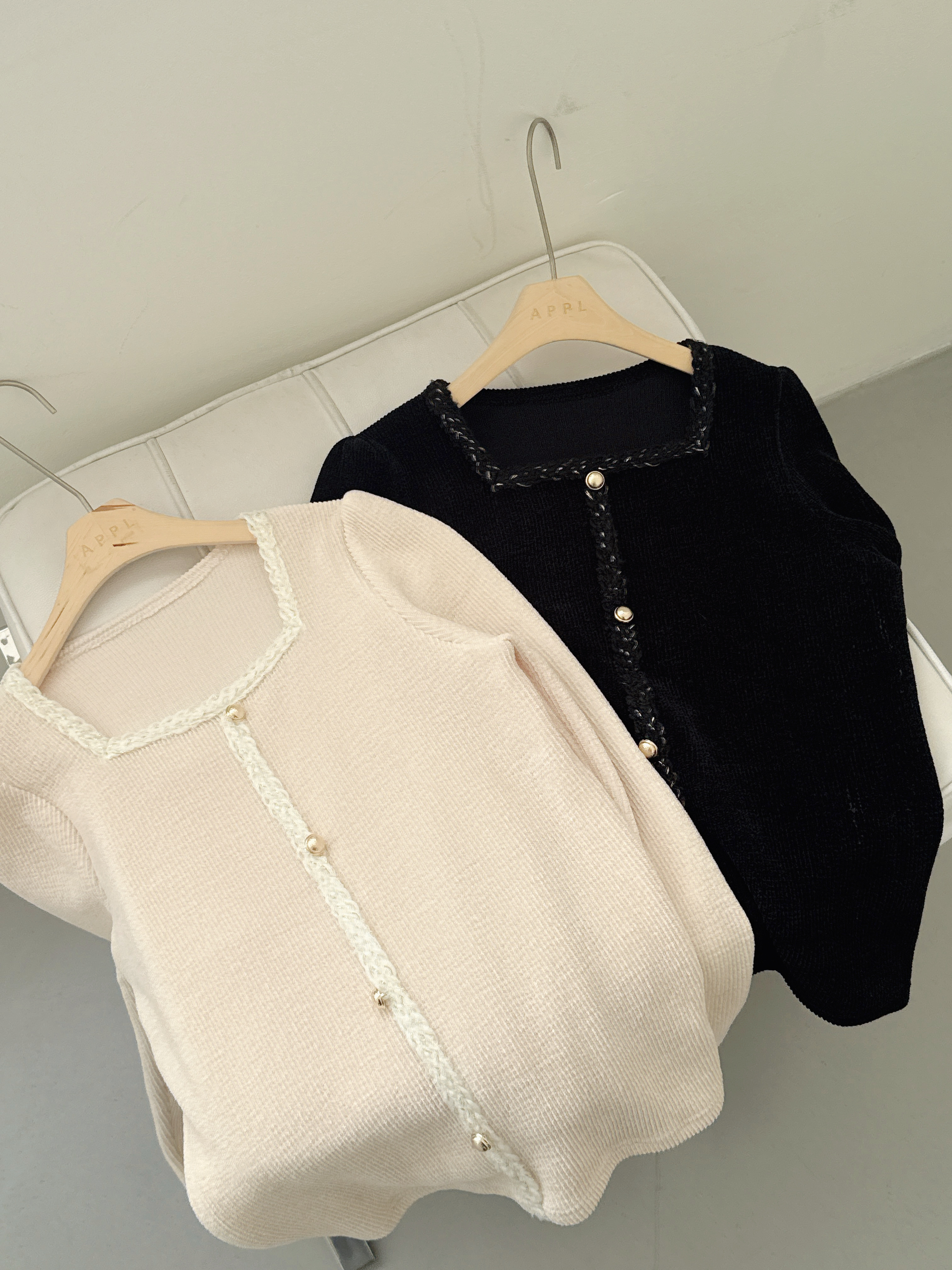 コンビスクエアネックスリム長袖フェイクボタンニット | 詳細画像16