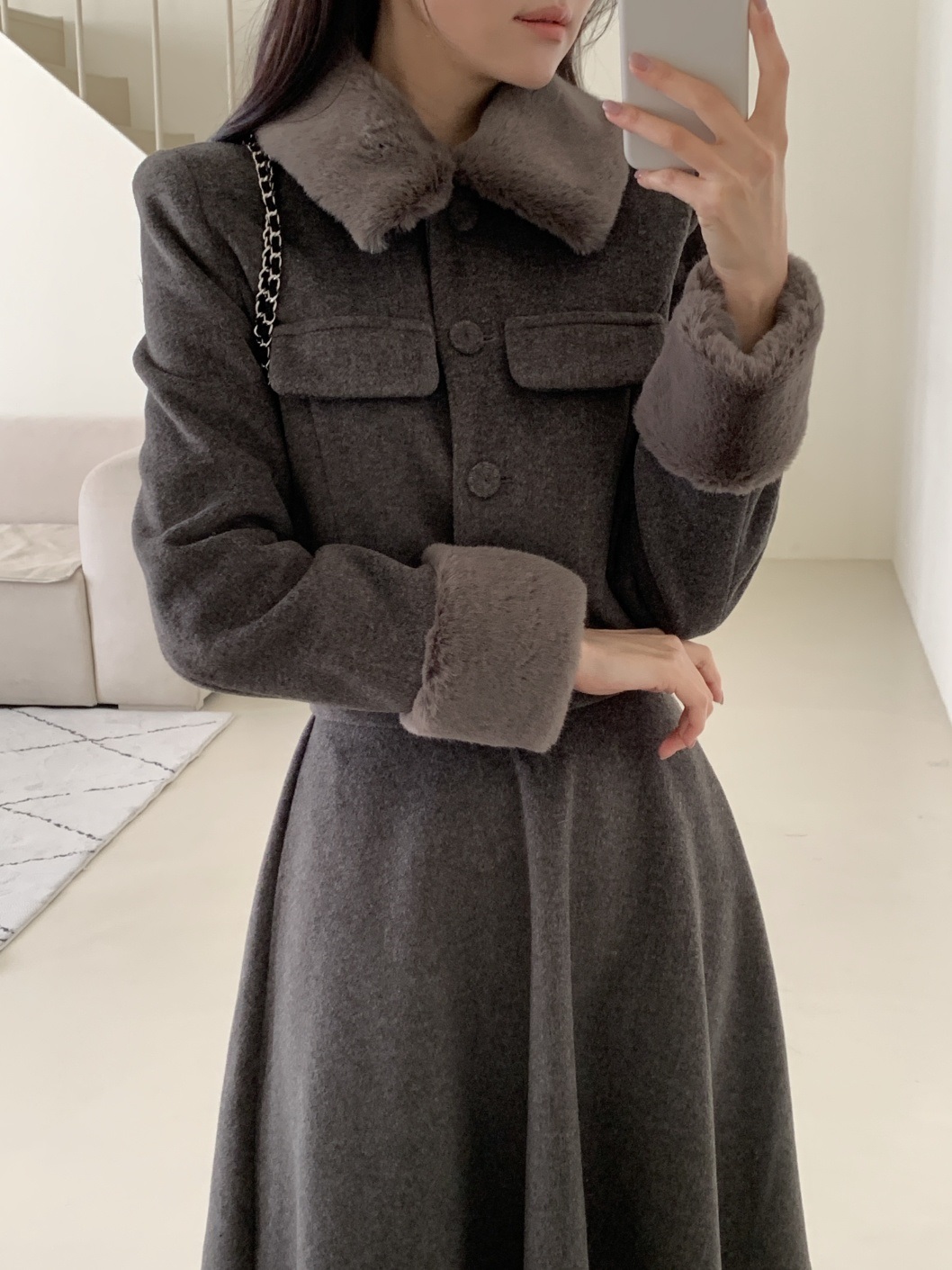 エコファーカラー肩パッドロングフレアセットアップ | 詳細画像2