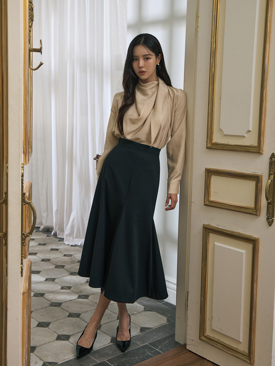 ウール混ジップアップスリットピンタックロングフレアスカート