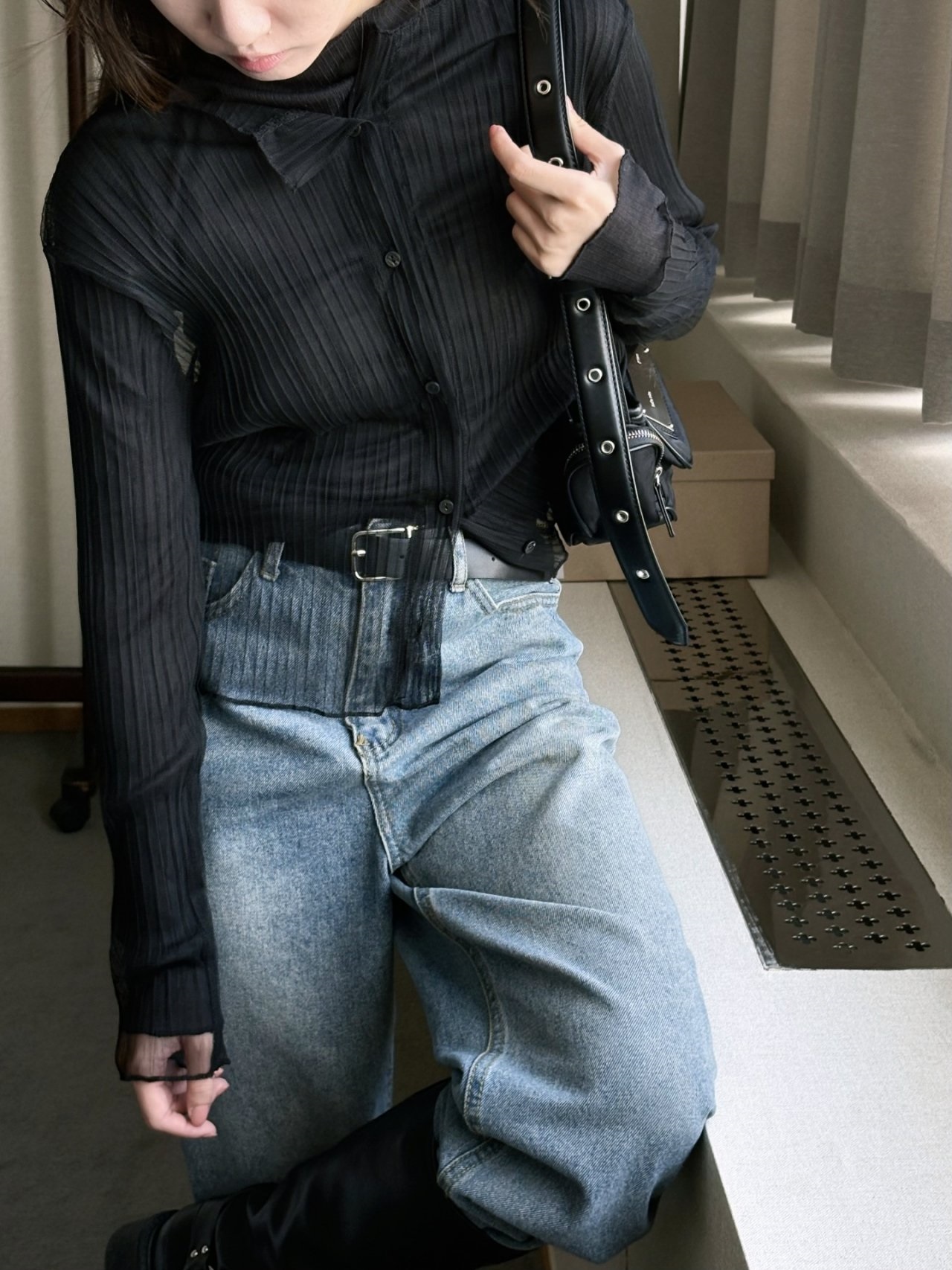 シースルーハーフネックプリーツアンサンブル | 詳細画像5