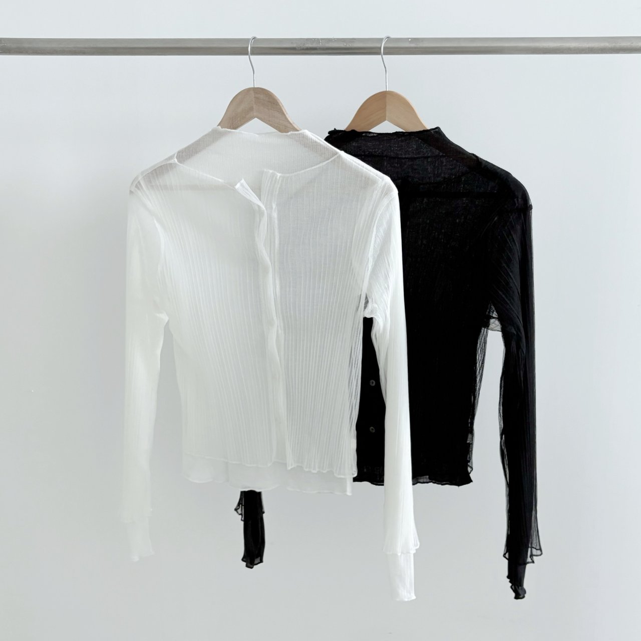 シースルーハーフネックプリーツアンサンブル | 詳細画像19