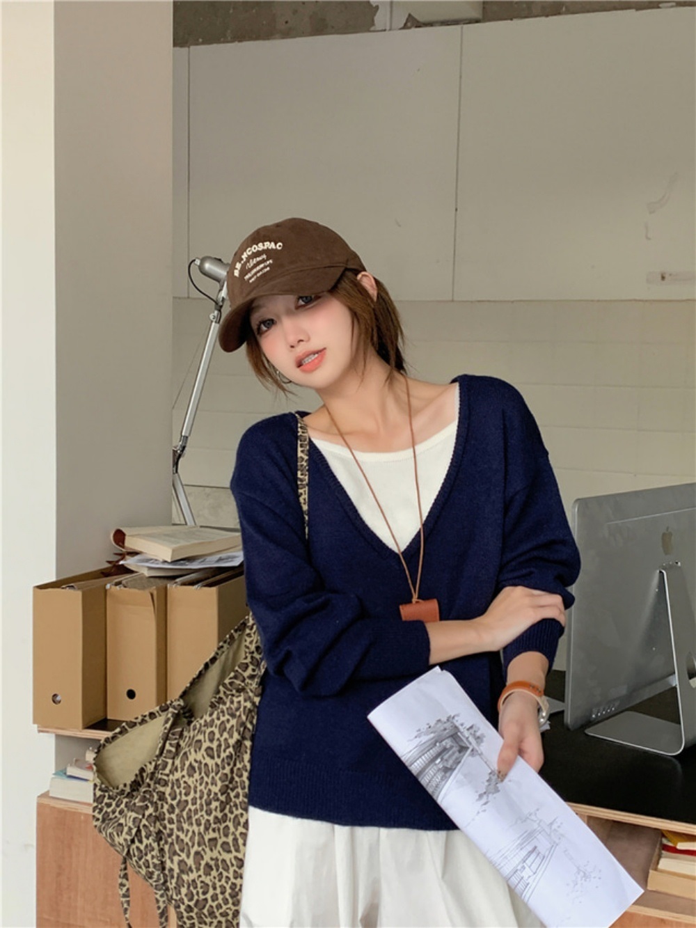 Vネックレイヤード風ルーズ配色ニット | 詳細画像2