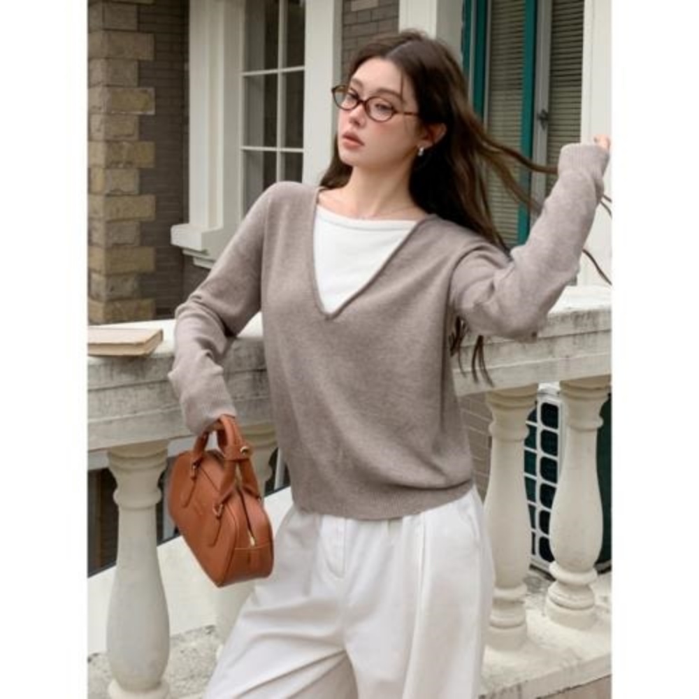 Vネックレイヤード風ルーズ配色ニット | 詳細画像10